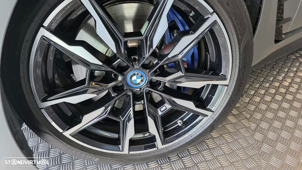 BMW i4 M50 - 36