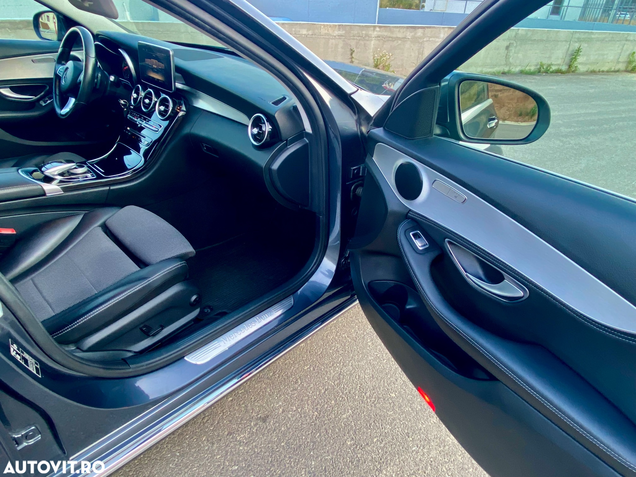 Mercedes-Benz C - 19