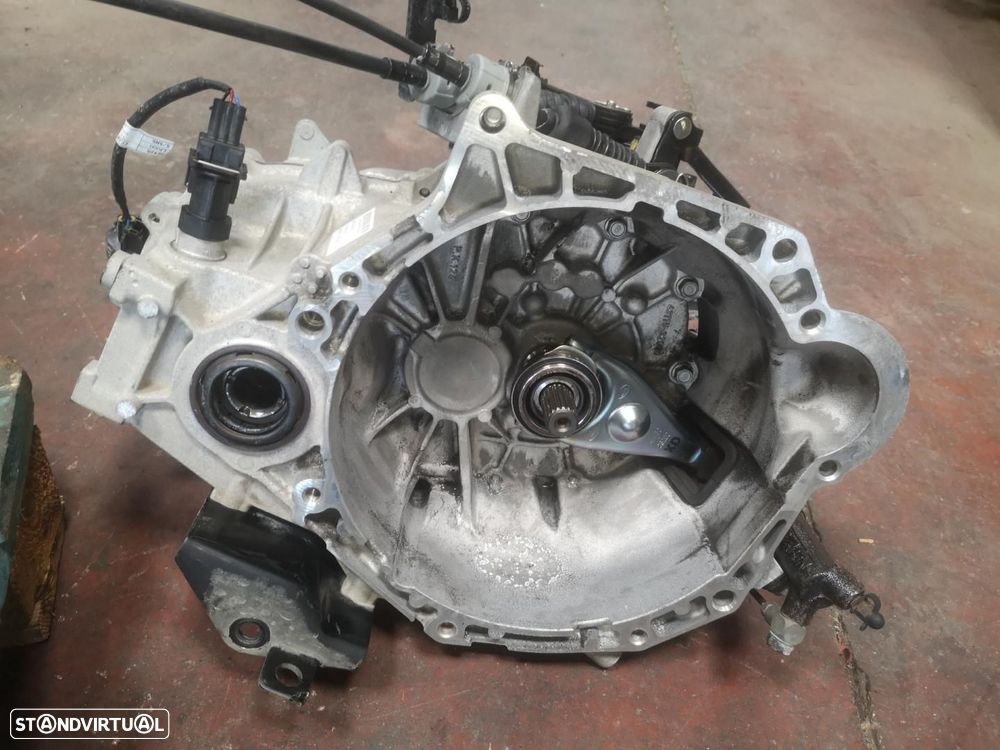 CAIXA DE VELOCIDADES KIA VENGA - 1