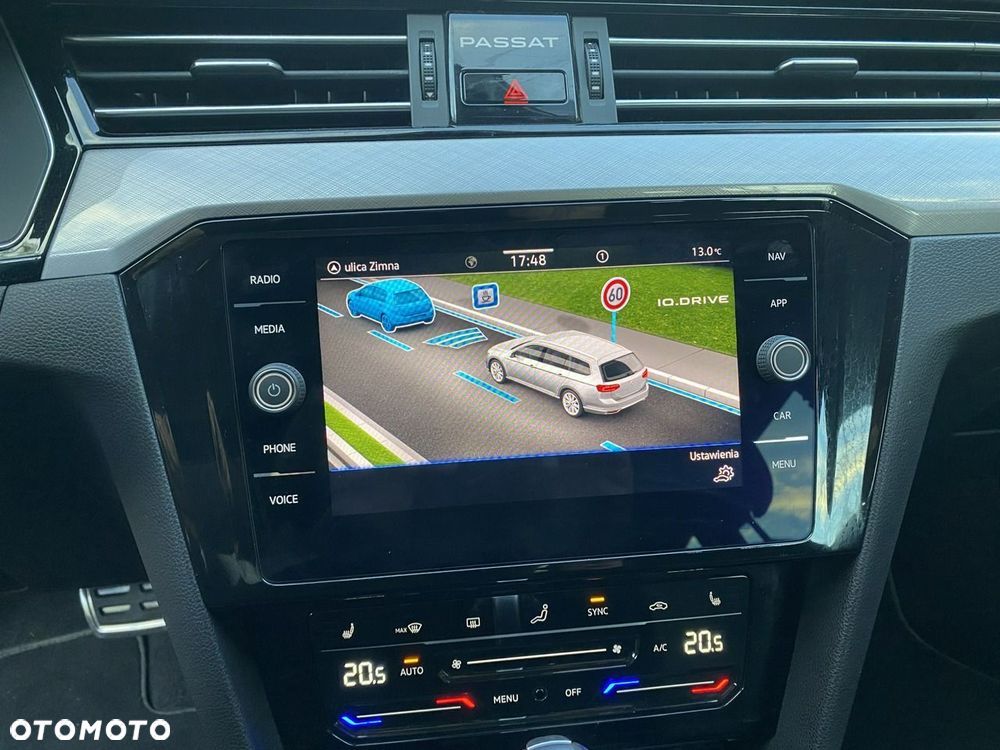 Volkswagen Passat - 22