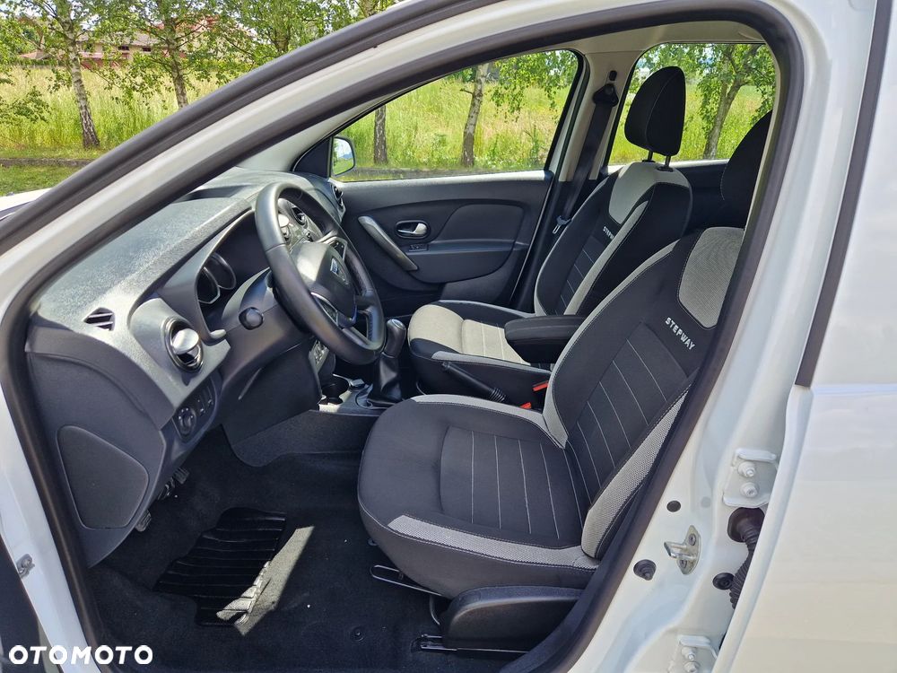 Dacia Sandero Stepway - 11