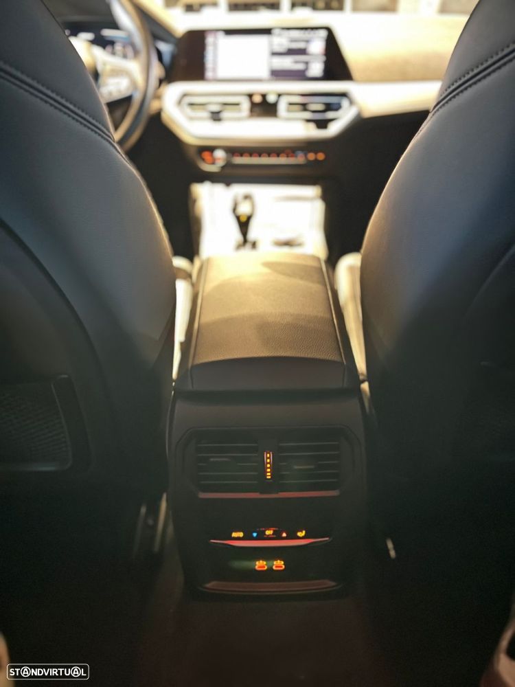 BMW 320 e Auto - 38