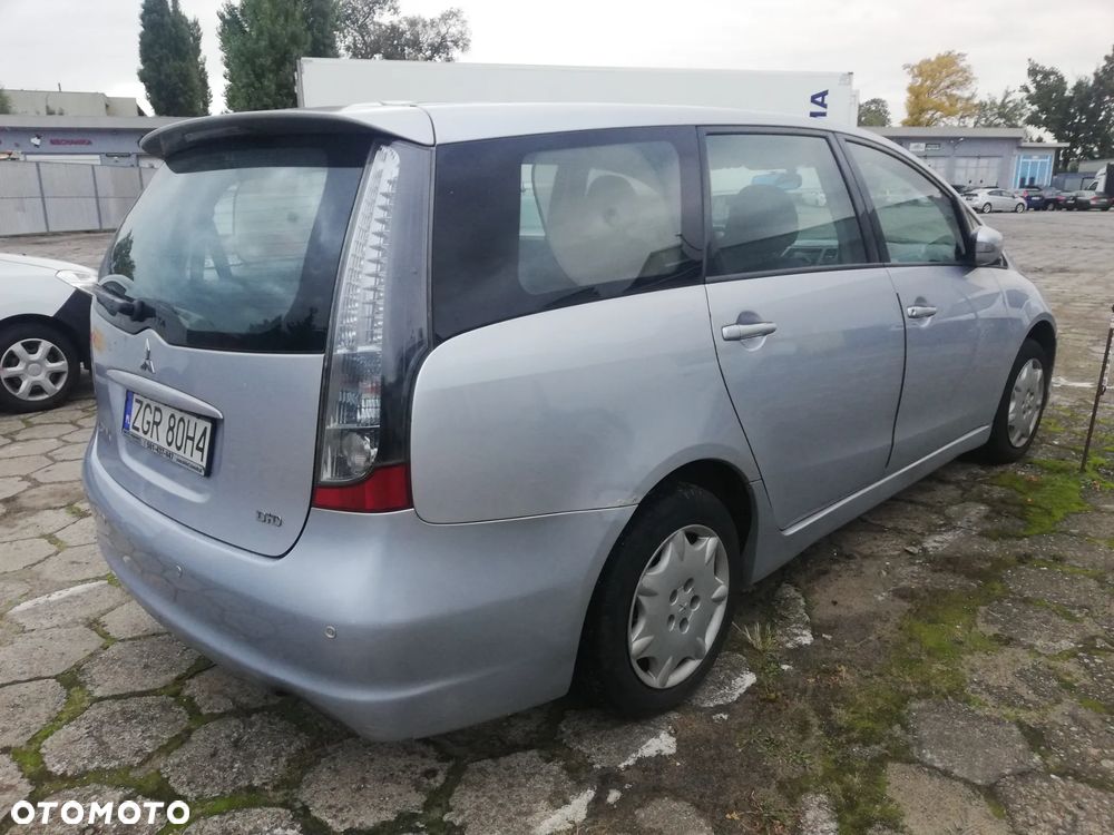 Mitsubishi Grandis 2.0 DI-D Invite - 6