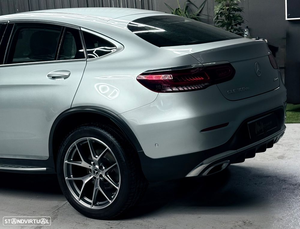 Mercedes-Benz GLC 300 de Coupe 4Matic 9G-TRONIC AMG Line Plus - 27