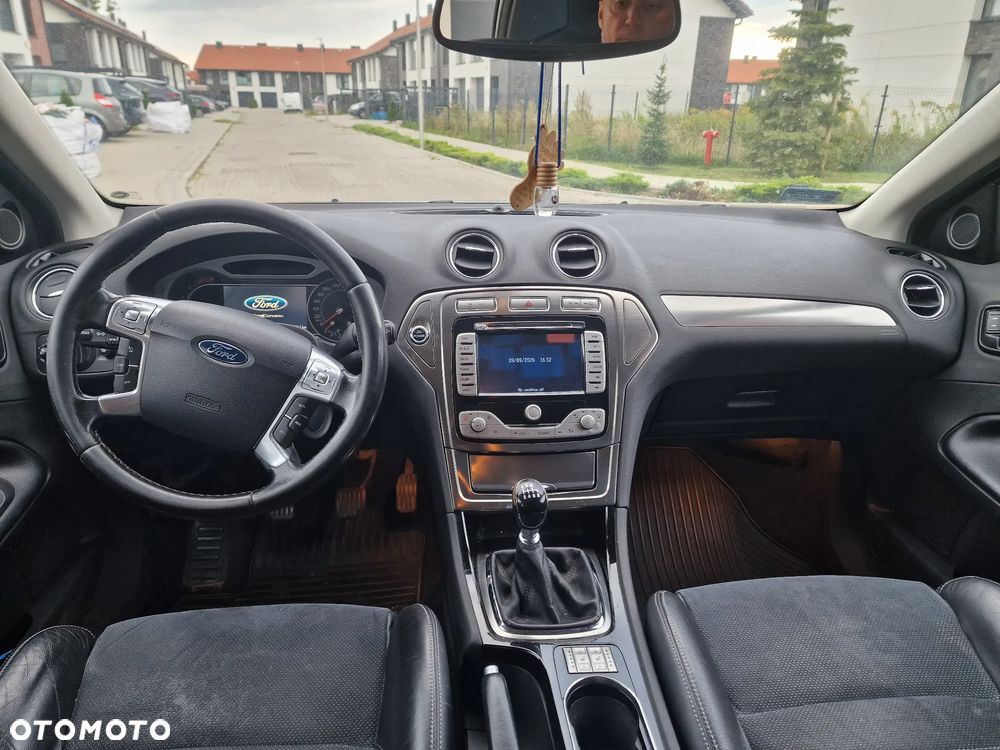 Ford Mondeo 2.5 Titanium X - 15