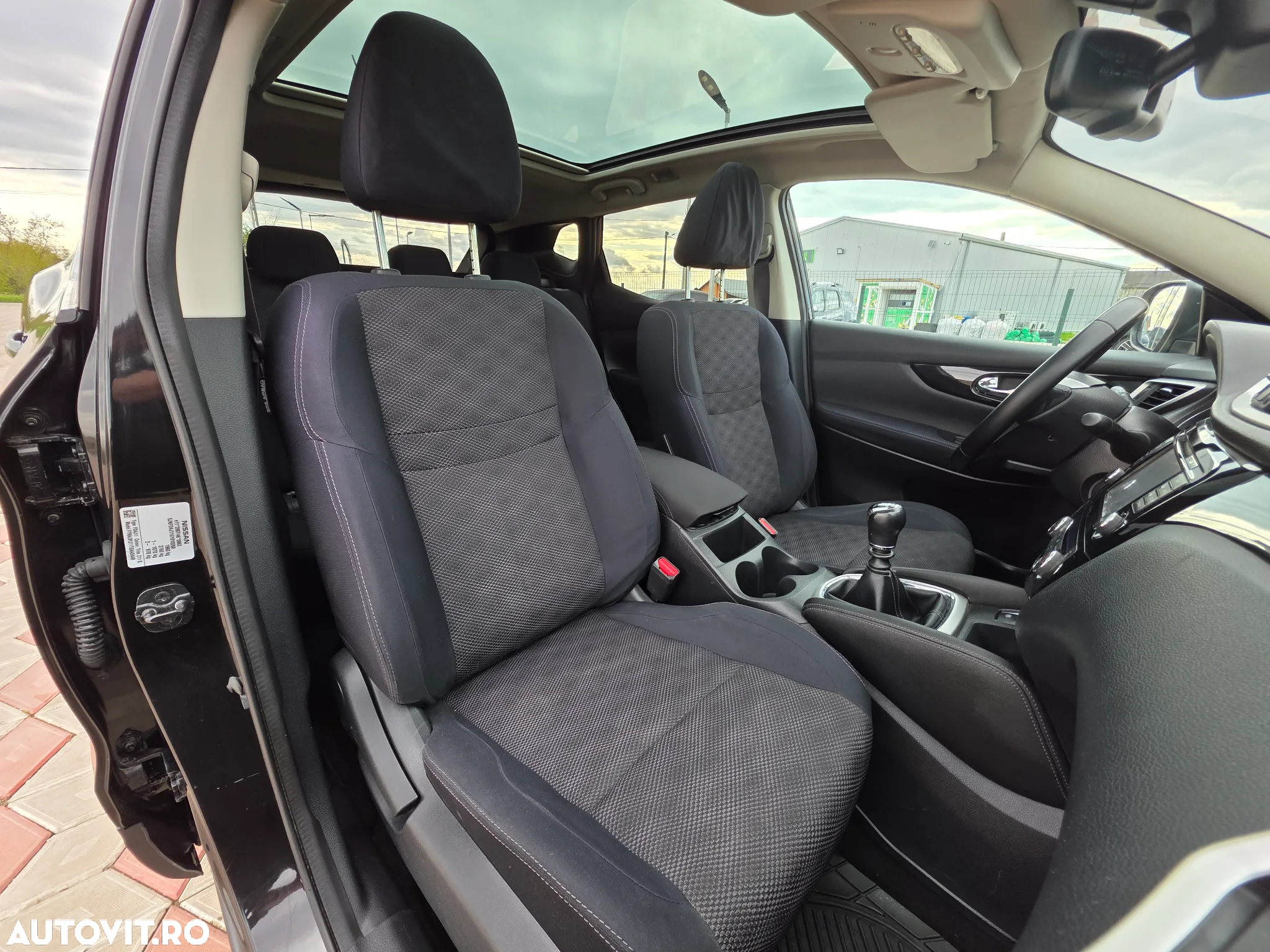 Nissan Qashqai 1.6 DCI TEKNA - 23