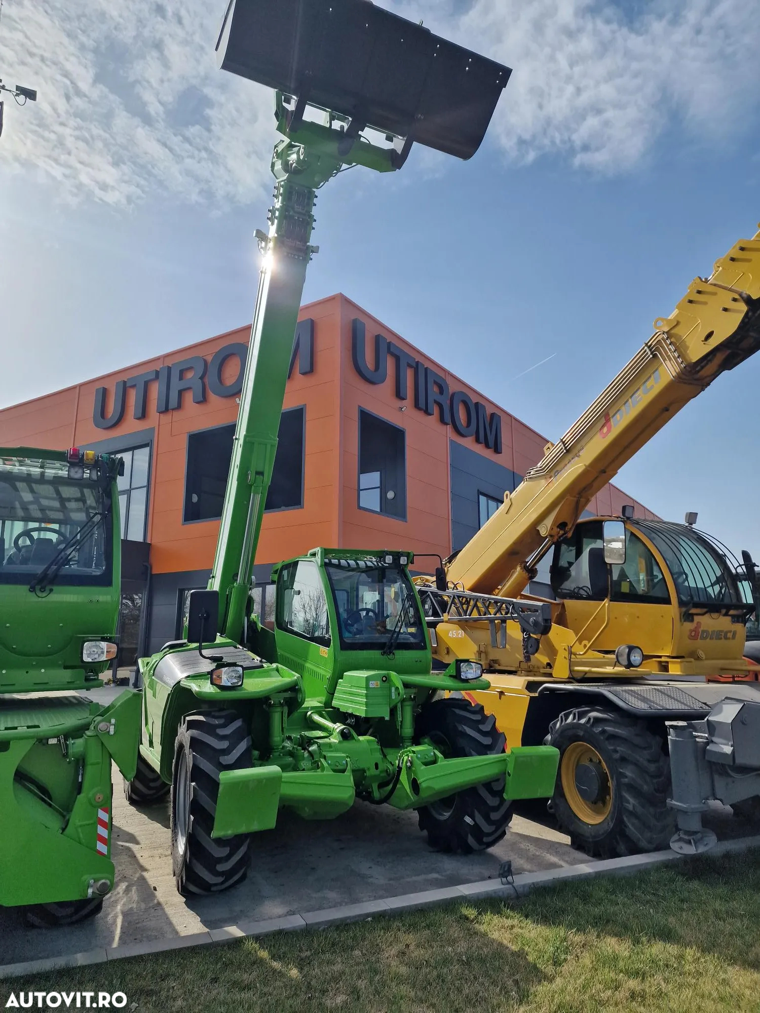 Merlo P40.17, inaltime ridicare 17m, ridica 4 tone primul tronson, Aer cond, garantie 1 an, posibilitate leasing 5 ani, produs in ITALIA, cale fata, cupa 1mc, furci PROMOTIE 103900 EUR+Tva - 29