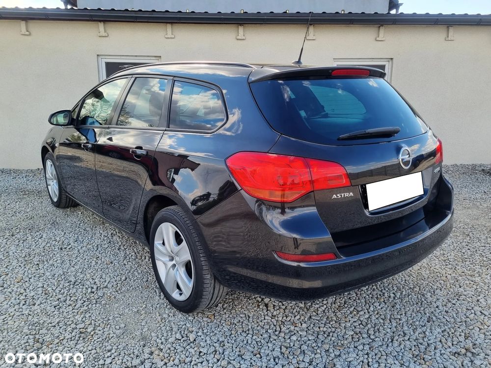 Opel Astra - 6