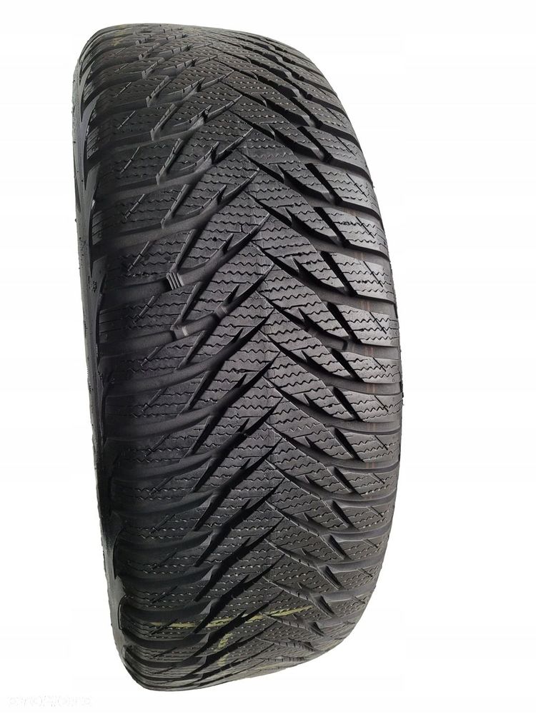 Goodyear ultragrip 8 performance 205/60 R16 96H 8.5mm 2020 - 2