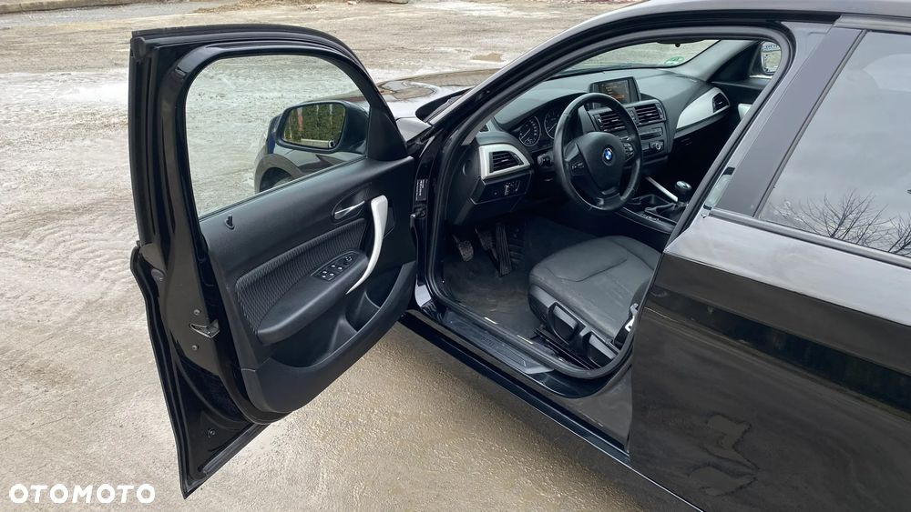 BMW Seria 1 118d - 10