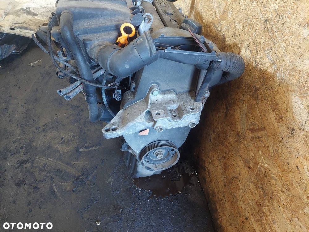 SILNIK BENZYNOWY SŁUPEK VOLKSWAGEN GOLF IV 1.4 16V AKQ ID: 237127 - 4