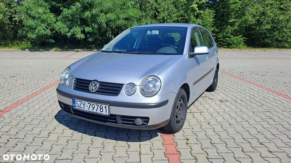 Volkswagen Polo 1.4 16V Comfortline - 1