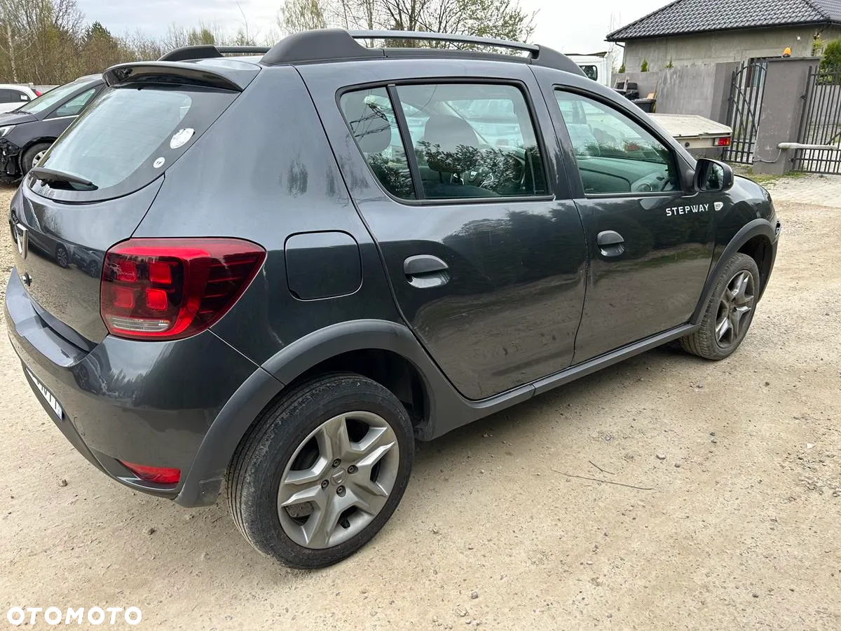 Dacia Sandero Stepway SCe 75 Essential - 4