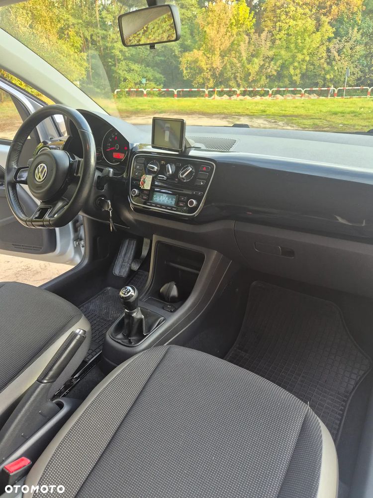Volkswagen up! - 14