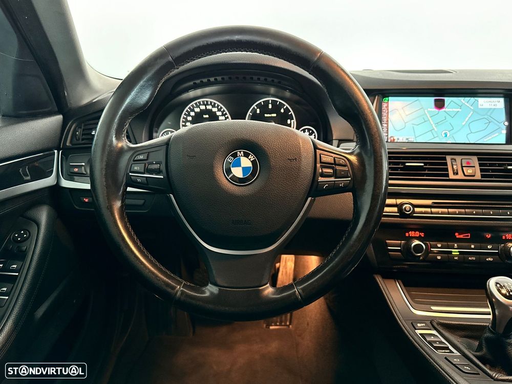 BMW 520 d Line Luxury - 23