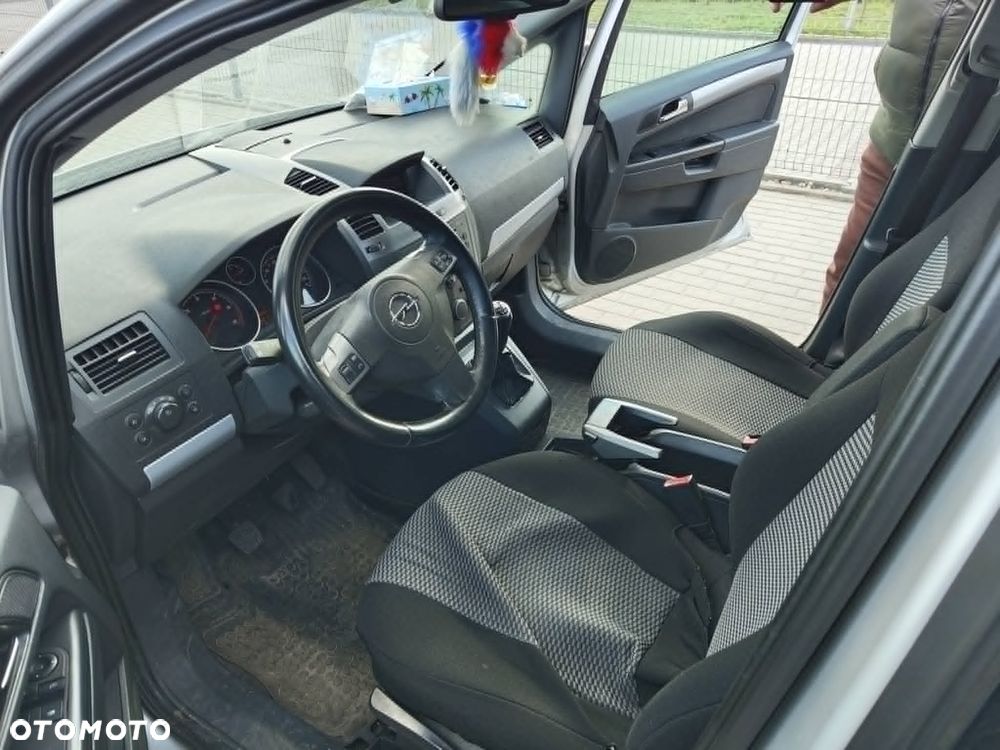 Opel Zafira 1.9 CDTI Elegance - 12
