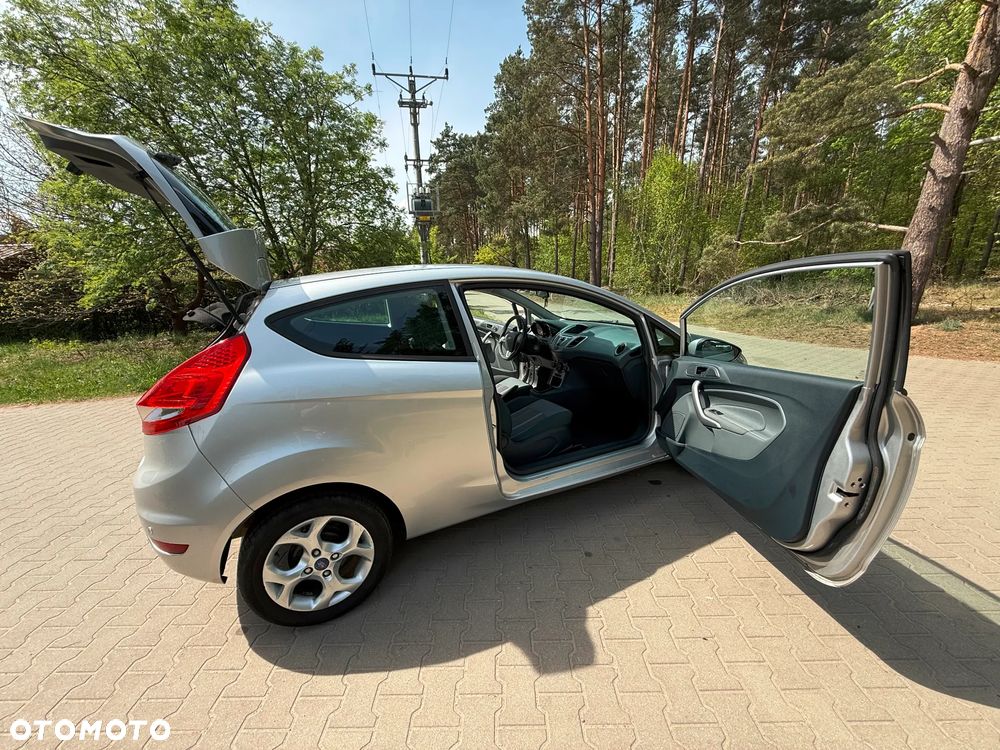 Ford Fiesta 1.25 Trend - 10