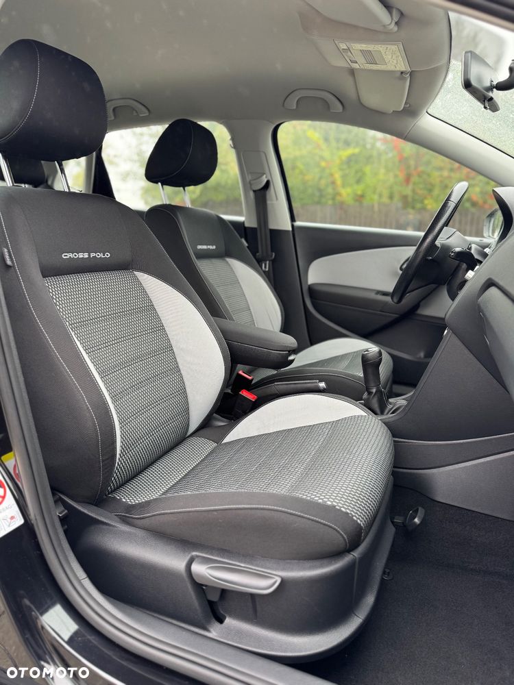 Volkswagen Polo Cross 1.6 TDI DPF - 9