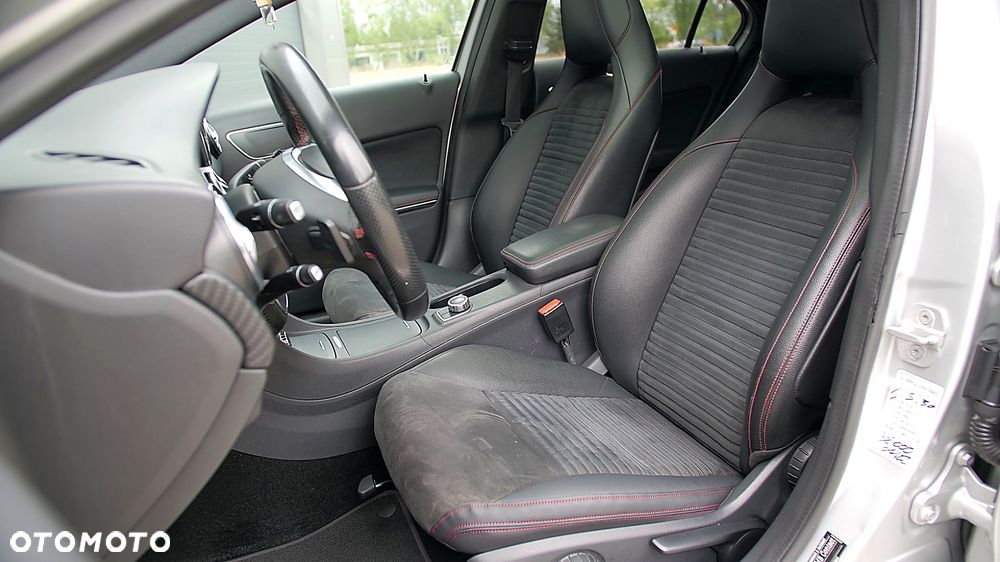 Mercedes-Benz Klasa A 200 CDI 7G-DCT AMG Line - 14