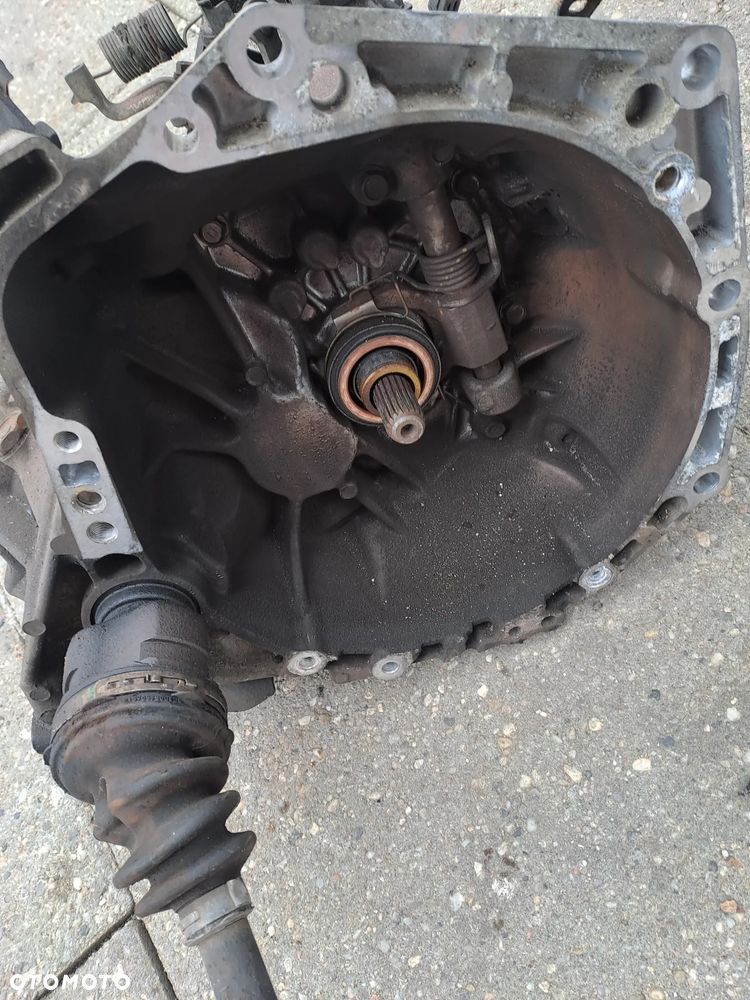 Citroen C1 1.0 68KM silnik kompletny kod CFA CFB 1KR - 17