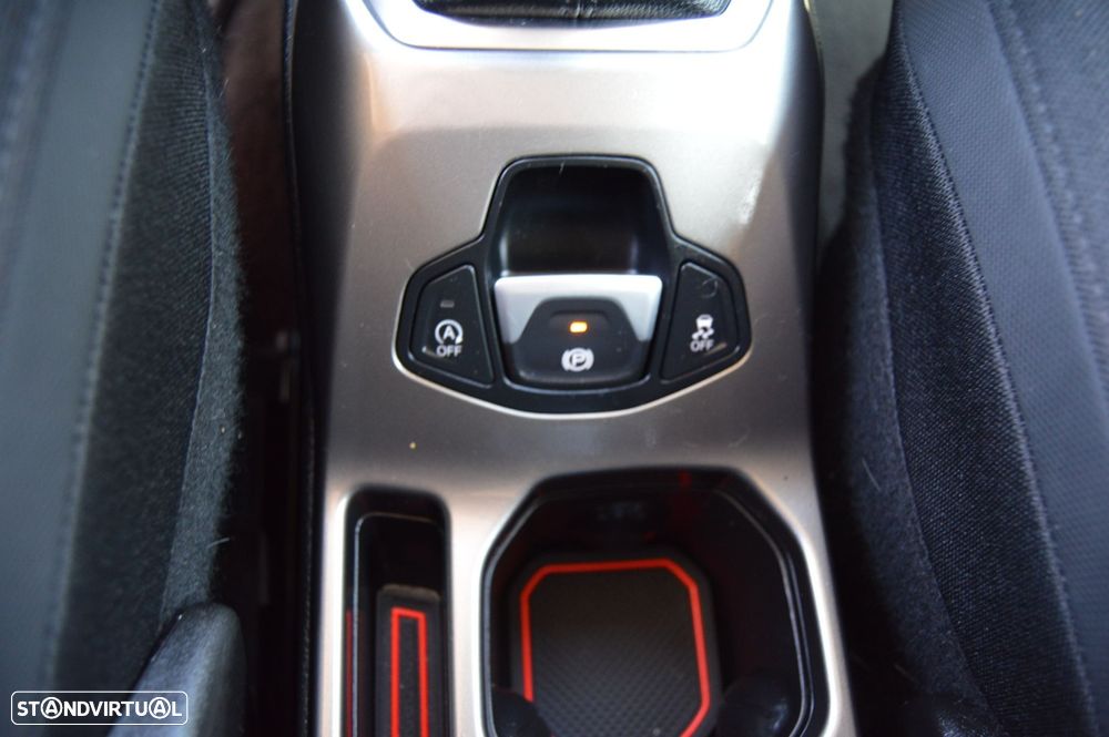 Jeep Renegade 1.0 T Limited - 41