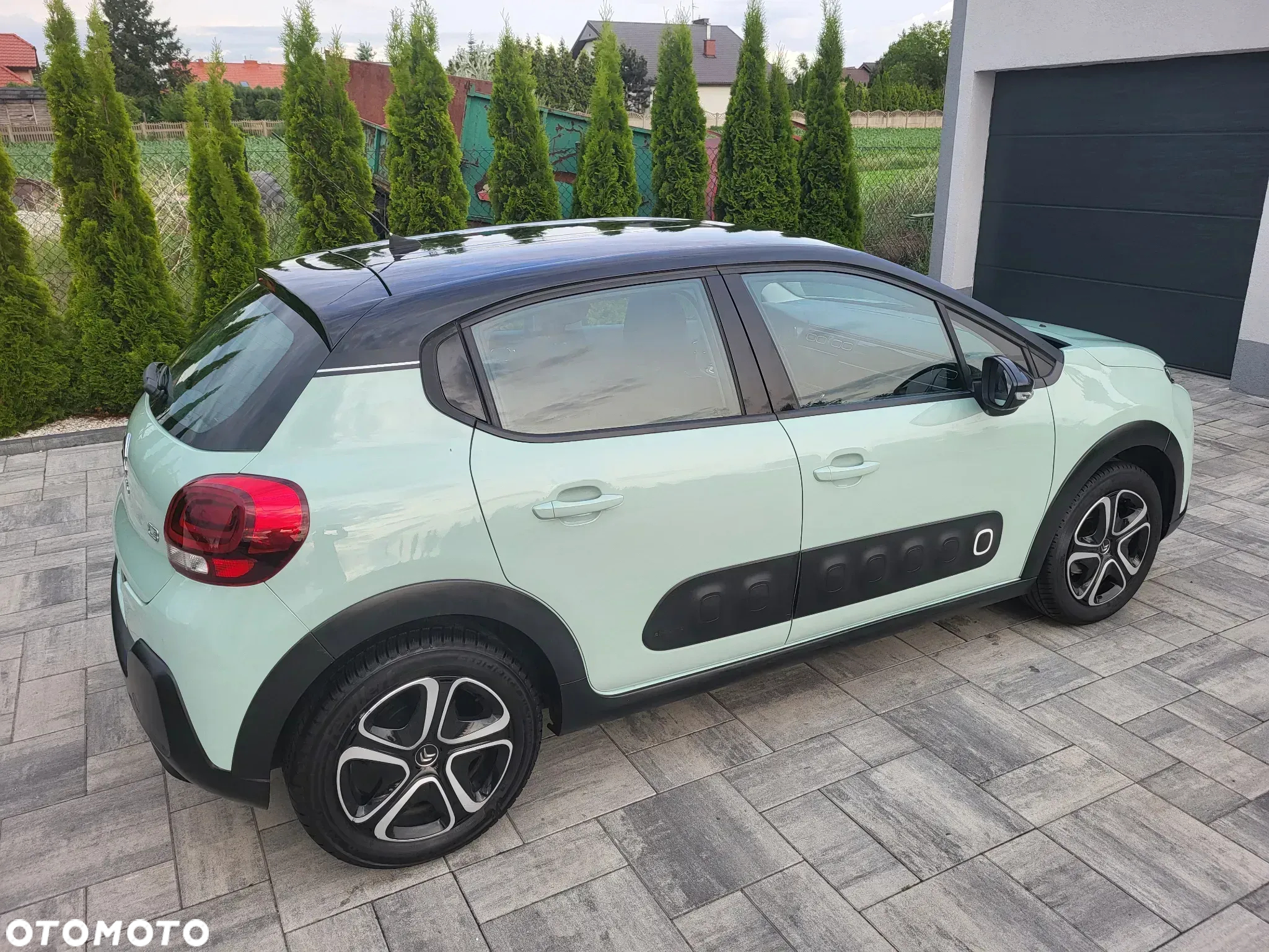 Citroën C3 1.2 PureTech Shine - 18