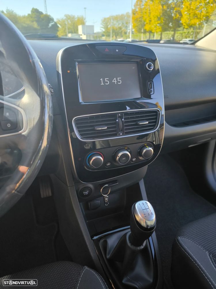 Renault Clio Sport Tourer - 22