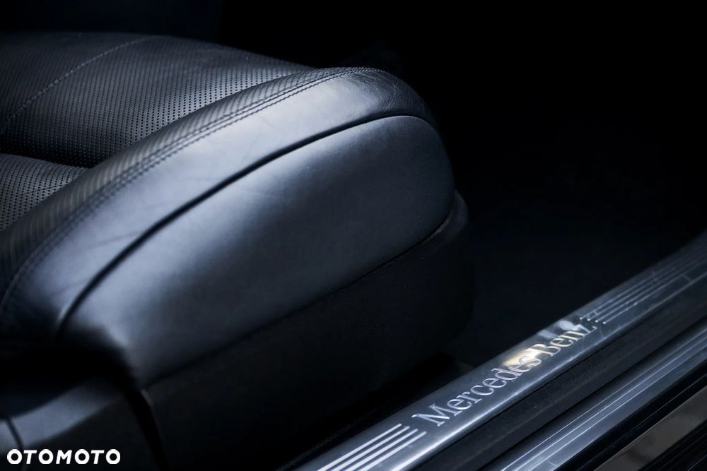 Mercedes-Benz Klasa S - 21