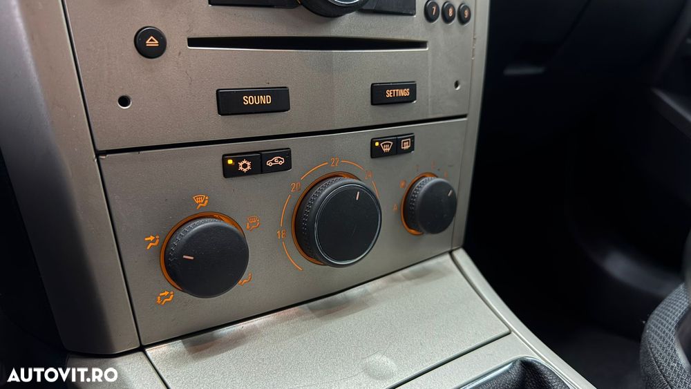 Opel Astra - 21