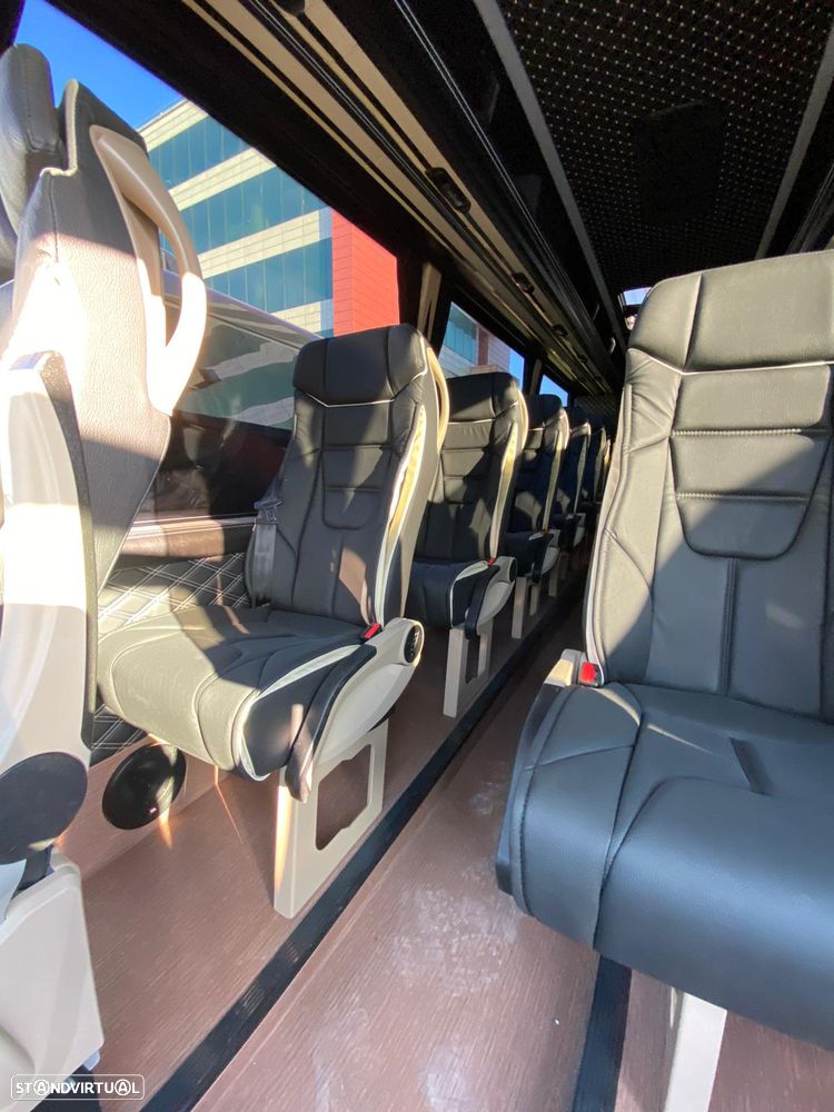 Mercedes Benz Sprinter 519 - 8