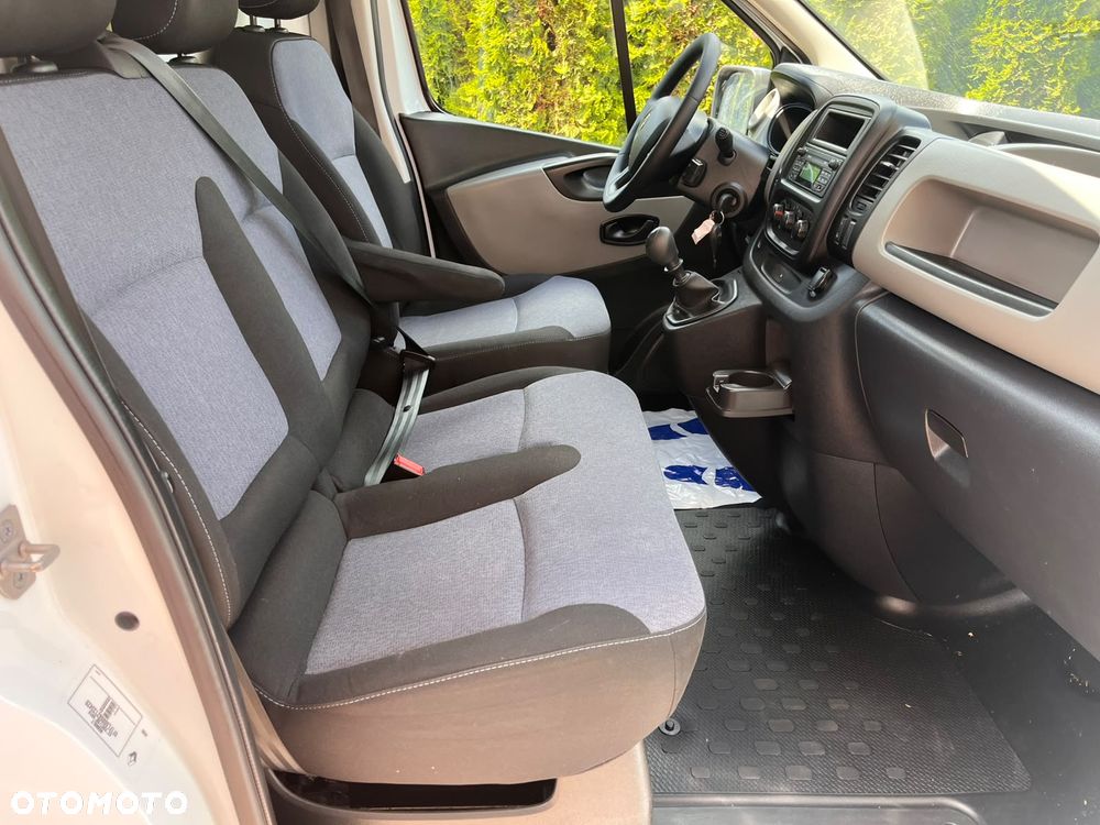 Renault Trafic - 24