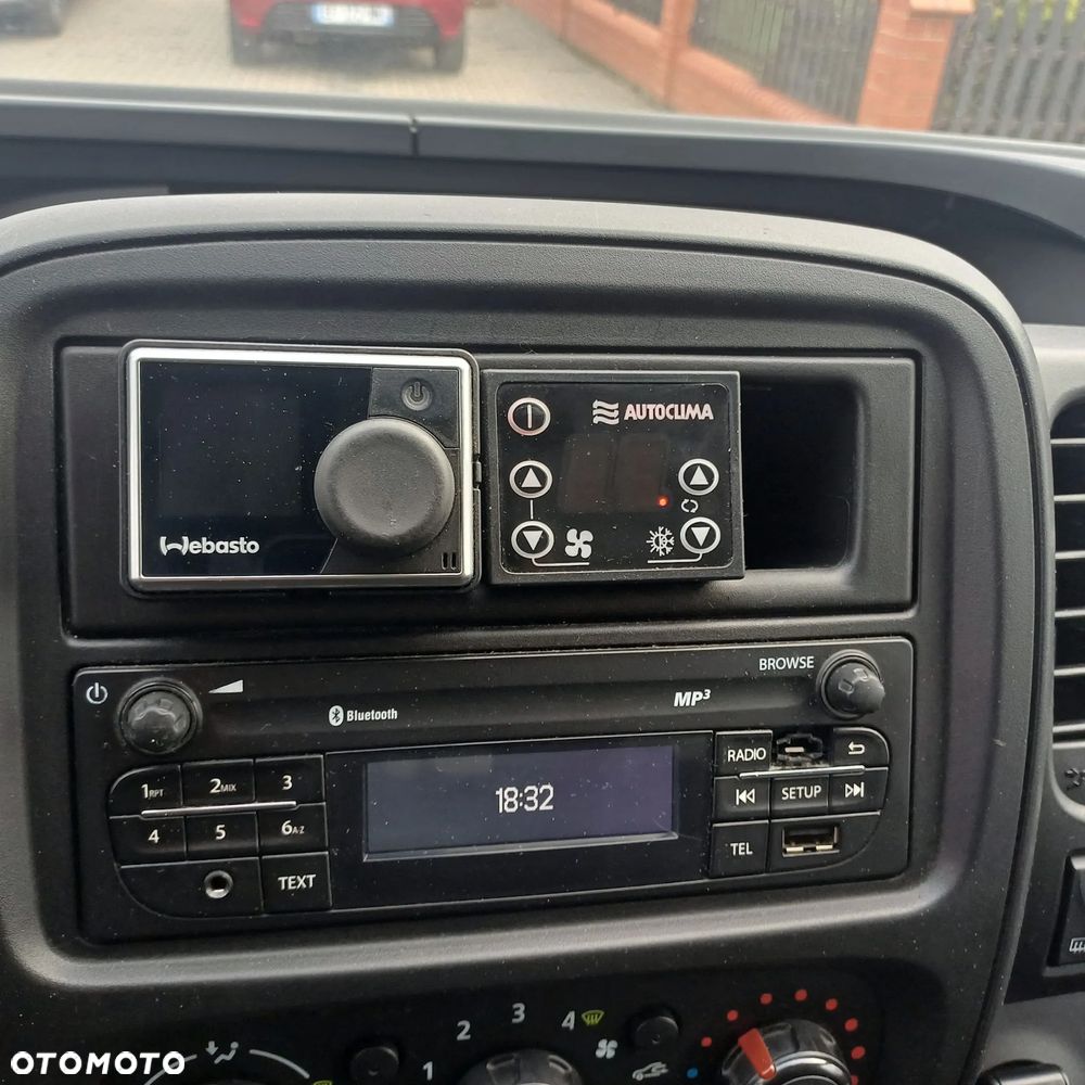 Opel Vivaro B - 16