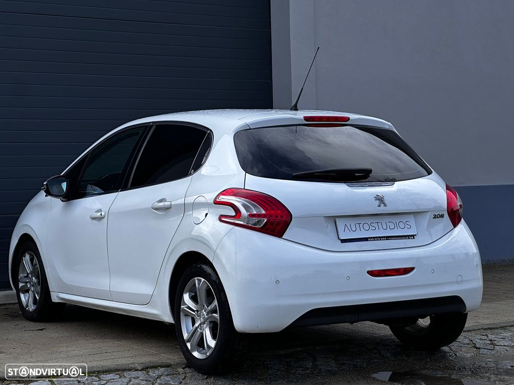 Peugeot 208 PureTech 82 Active - 10