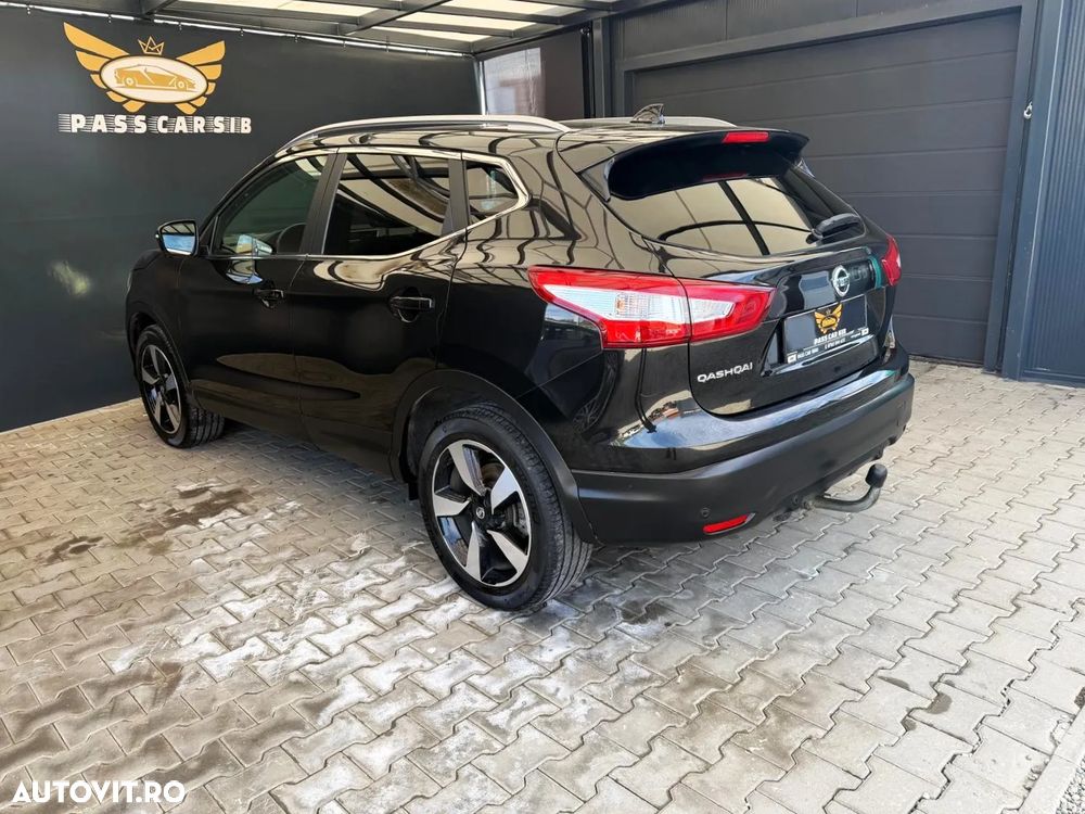 Nissan Qashqai 1.6 DCI TEKNA - 8