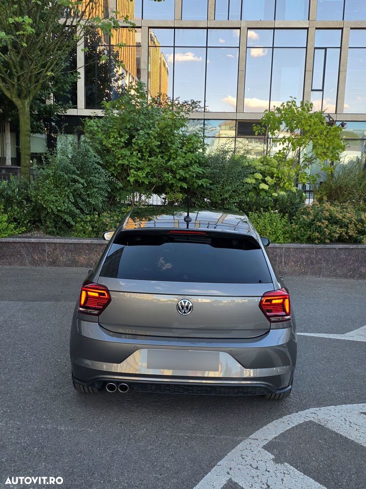 Volkswagen Polo - 4