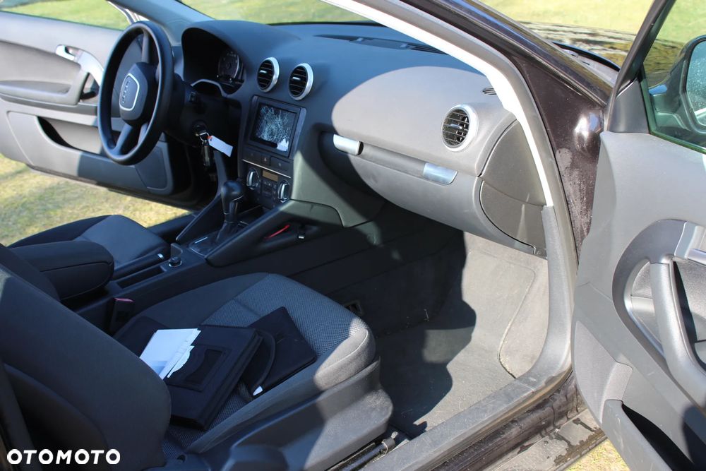 Audi A3 3-drzwiowe 1.4 TFSI Ambiente S tronic - 16