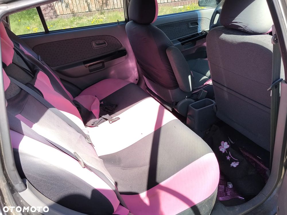 Kia Rio 1.5 GLX - 10