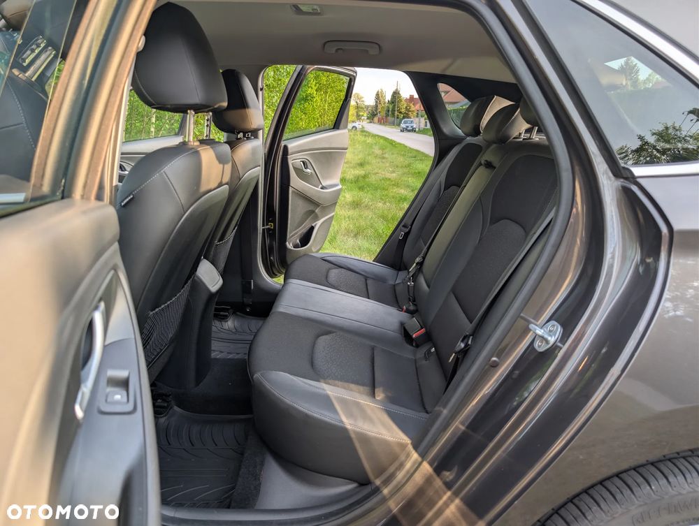 Hyundai i30 1.0 T-GDI Premium - 26