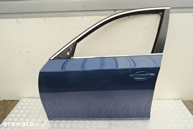 DRZWI LEWY PRZÓD - BMW E60 E61 04R FV MYSTICBLAU - 2