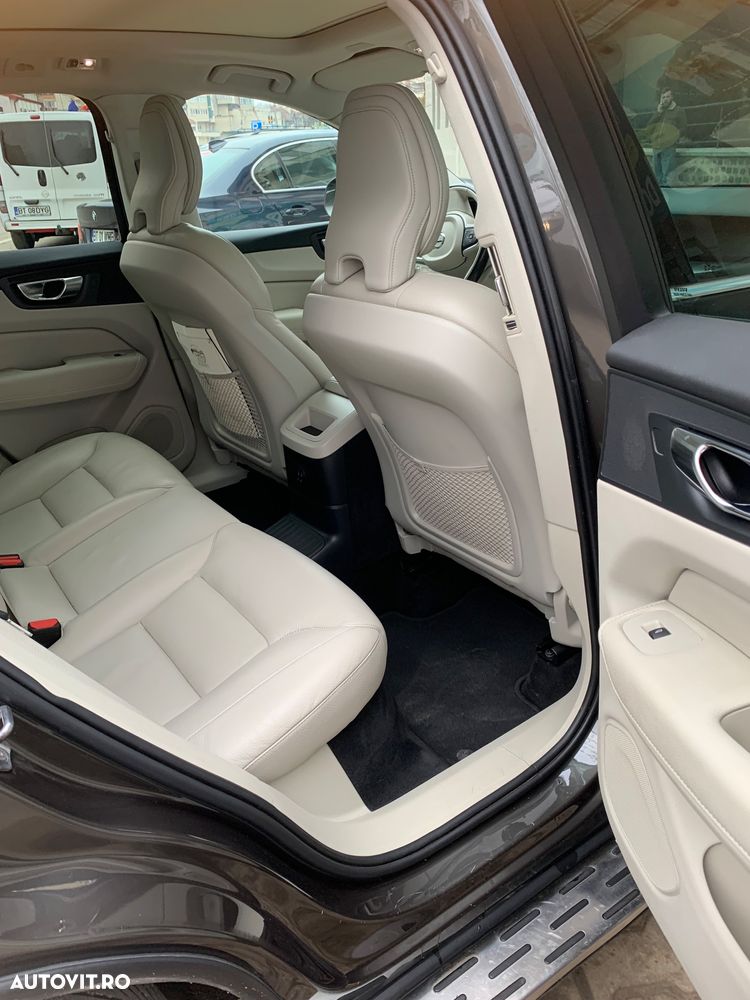 Volvo XC 60 - 18
