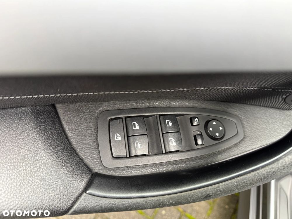 BMW X1 xDrive20d - 22