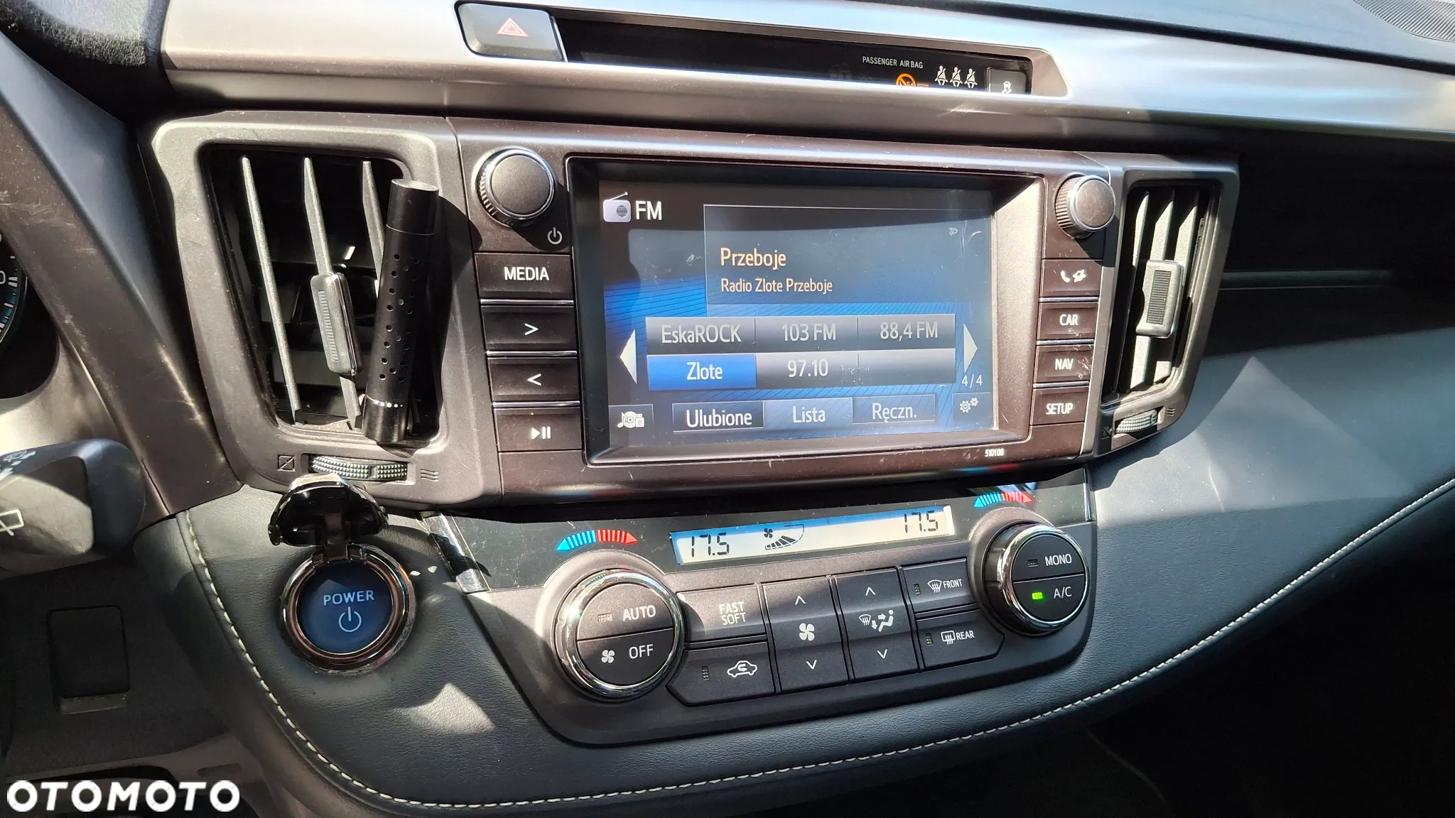 Toyota RAV4 - 21