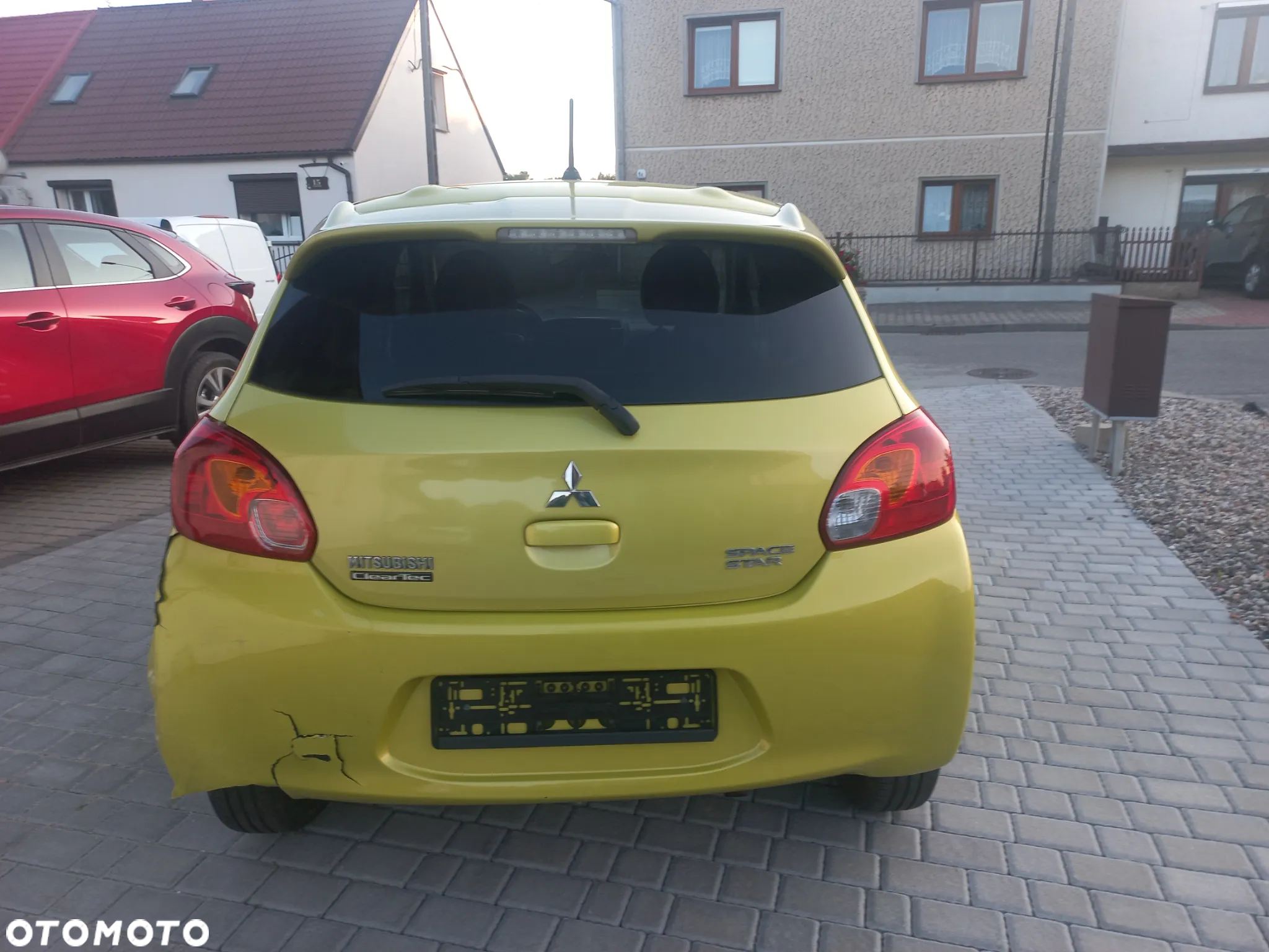Mitsubishi Space Star 1.2 Clear Tec Color - 12