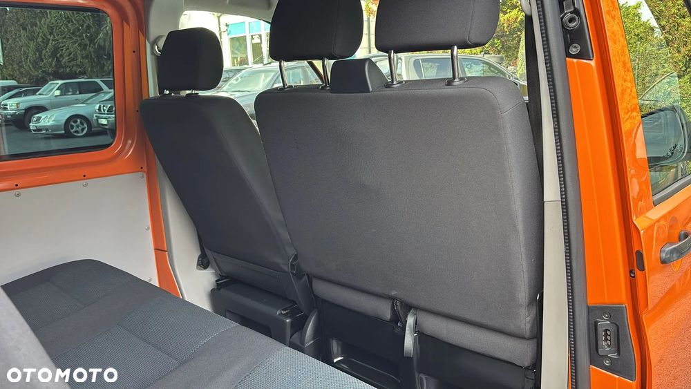 Volkswagen Transporter - 24