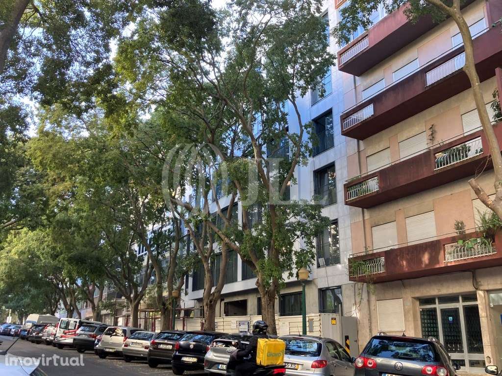 Apartamento T3, com estacionamento, em Alcântara, Lisboa - Grande imagem: 4/24