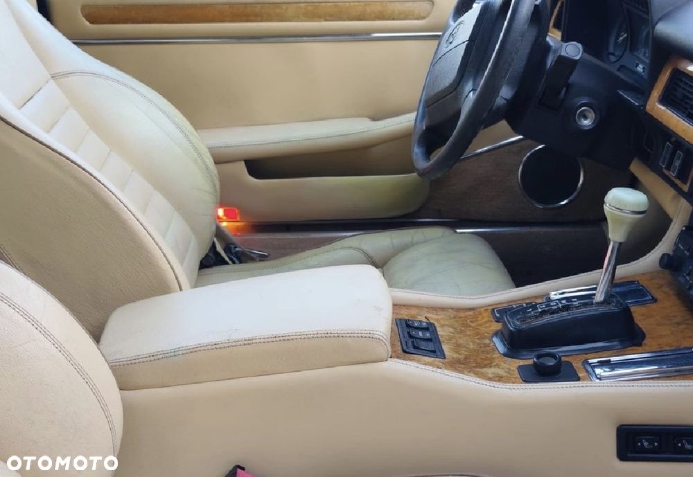 Jaguar XJS - 22