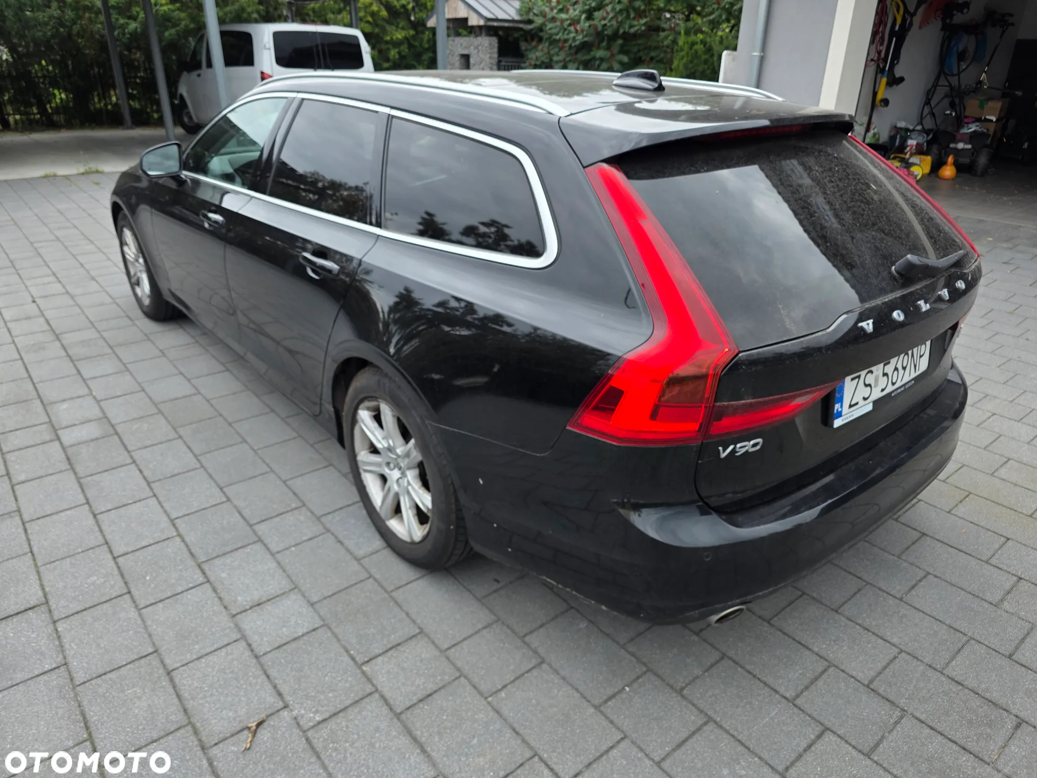 Volvo V90 D4 Inscription - 17