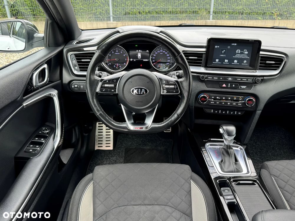 Kia ProCeed 1.4 T-GDI DCT7 OPF GT LINE - 11