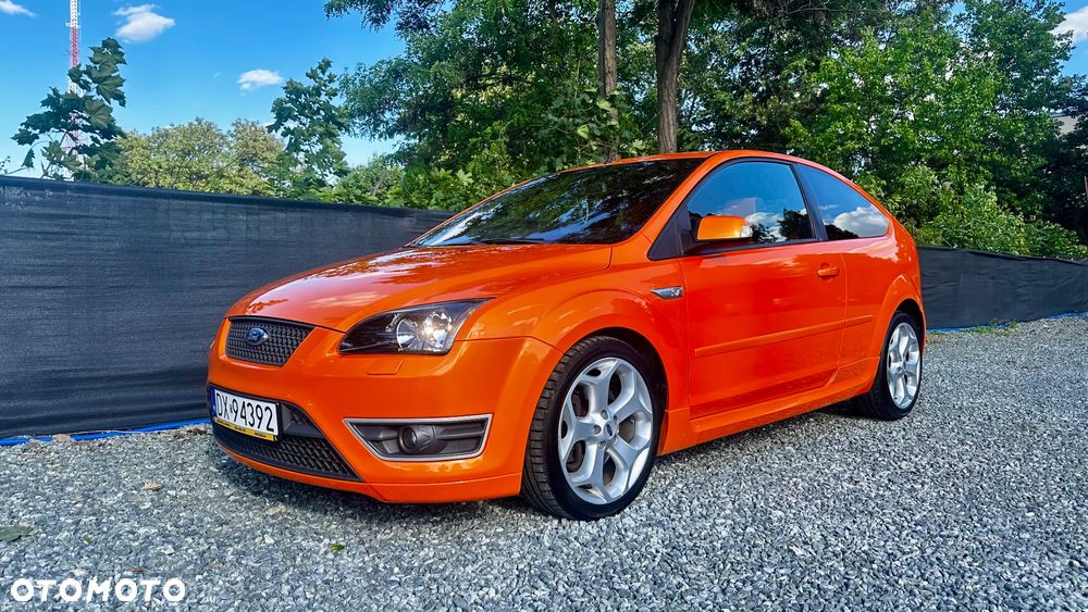 Ford Focus 2.5 ST - 12