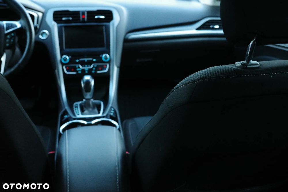 Ford Mondeo 2.0 TDCi Titanium PowerShift - 15